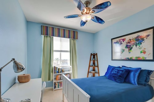 1 Mi to Beach: Spacious Home w/ Ocean Views!