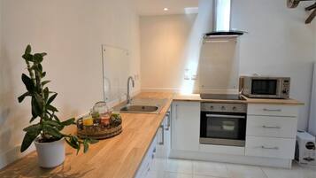 Mikrowelle, Geschirrspüler