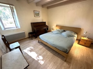 2 chambres, accès à Internet