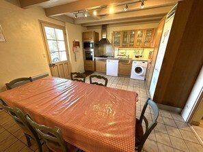 Dining - Escapeteu - AZUR - Gîte (AZUR)