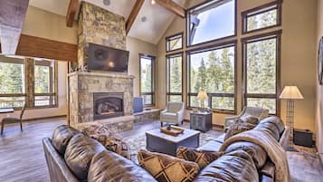 House (5 Bedrooms) | Front of property