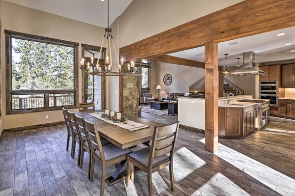 House (5 Bedrooms) | Interior - 3 Fireplaces & Mtn View: Luxe Home in Breckenridge (Breckenridge)