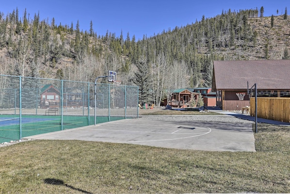 House (2 Bedrooms) | Interior - Resort Perks & Mtn Views: Breckenridge Cabin! (Breckenridge)