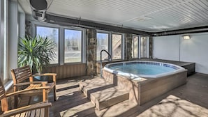 A hot tub with steps leading up to it, wooden deck, and a potted plant. - 6 Mi to Slopes! Mtn-view Breck Gem w/ Resort Perks (Breckenridge)