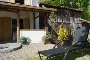 Terrace/patio - Le Gîte de SAM - Solferino (SOLFERINO)