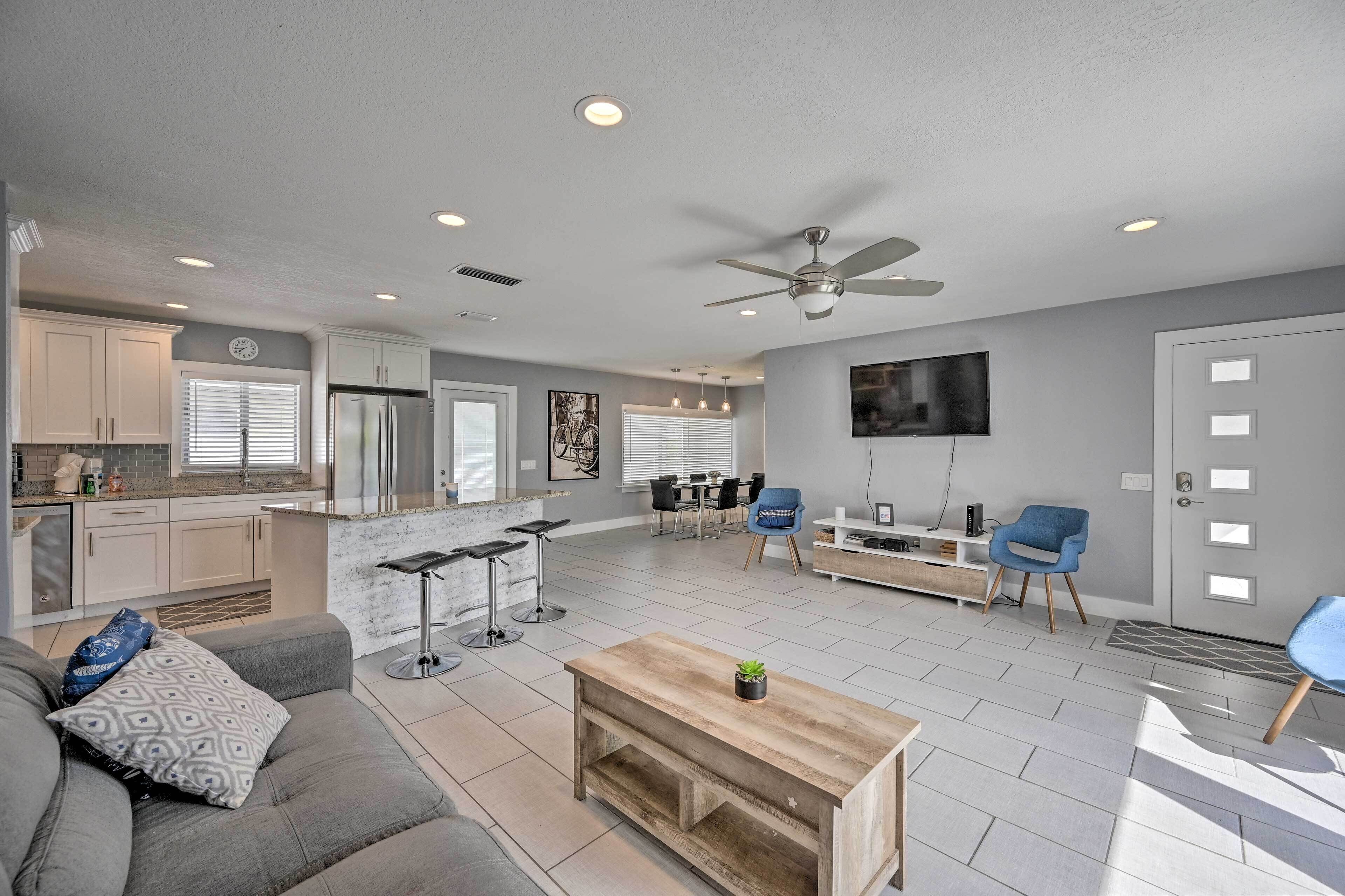 House (3 Bedrooms) | Interior