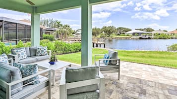 House (3 Bedrooms) | Terrace/patio