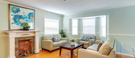 House (5 Bedrooms) | Interior