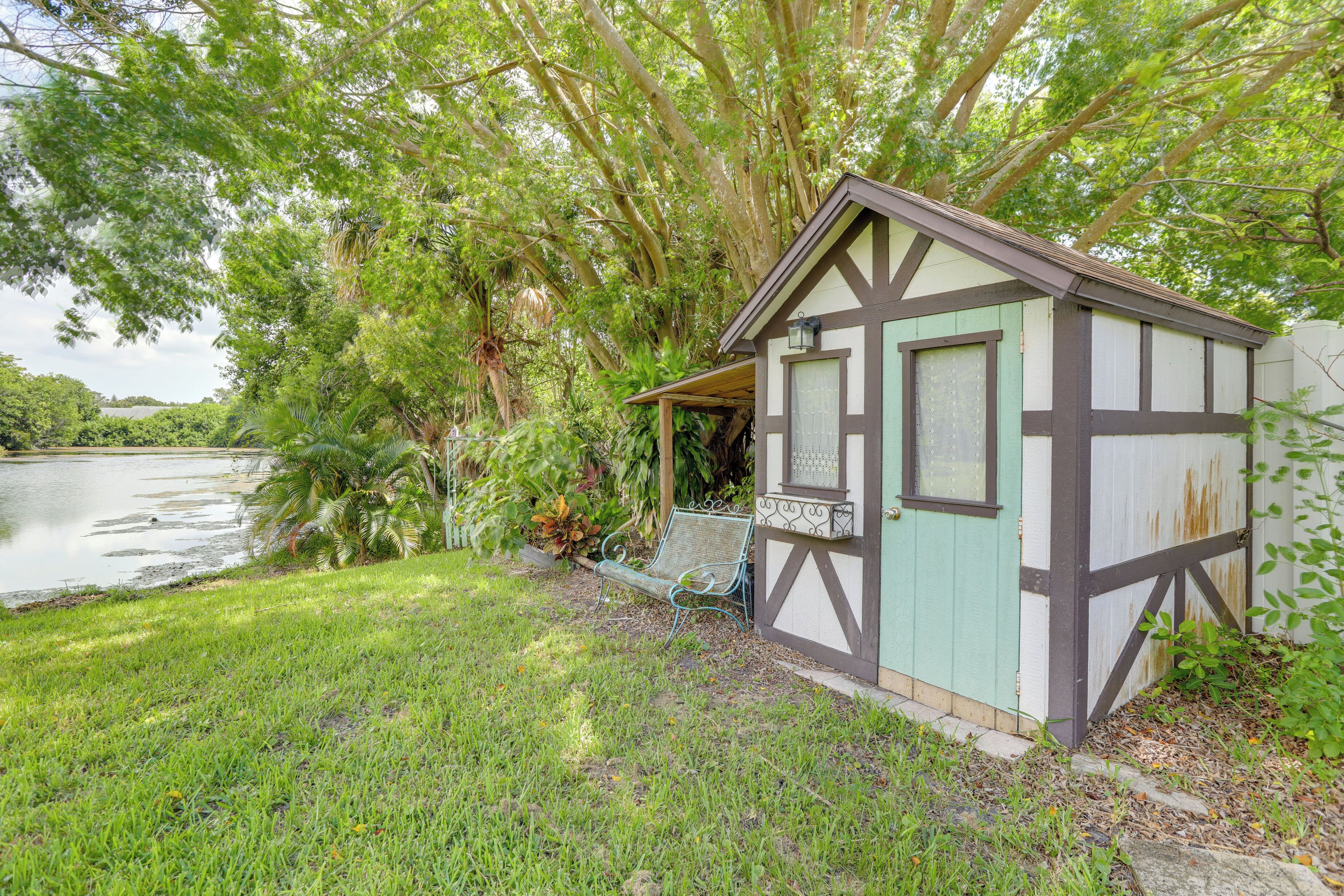 House (5 Bedrooms) | Interior