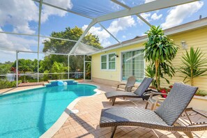 House (5 Bedrooms) | Interior - 4 Mi to Beaches: Alluring Largo Hideaway! (Largo)