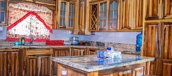 The Hamilton's Nature Villa