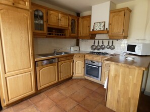 Mikroaaltouuni, astianpesukone