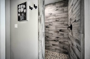 منزل (3 Bedrooms) | المنشأة من الداخل