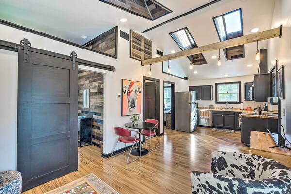 Modern Louisville Apartment W/ Furnished Deck - Louisville Zoo, Louisville