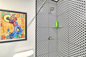 Interior - Modern Louisville Apartment w/ Furnished Deck (Louisville)