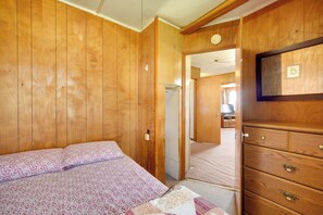House (2 Bedrooms) | Interior - Convenient Cabin w/ Access to 3 Boat Docks! (Stone Lake)