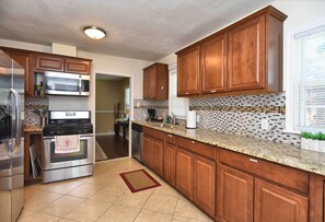 Microwave, oven, stovetop, dishwasher - Welcoming Tulsa Home ~ 1 Mi to Expo Center! (Tulsa)