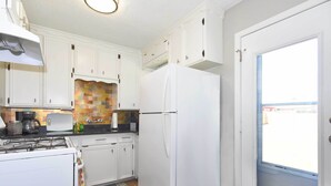 Unclassified image, 3 of 27, button - Adorable Tulsa Home < 2 Mi to Expo Center! (Tulsa)