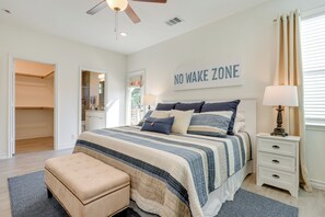 House (3 Bedrooms) | Interior - Canyon Lake Home Rental: Boating, Patio & More! (Canyon Lake)