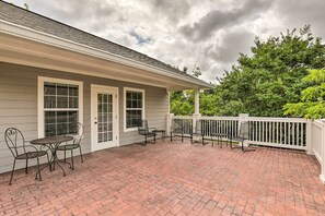 Apartment (0 Bedroom) | Interior