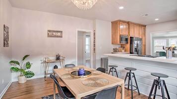 Rumah (2 Bedrooms) | Interior