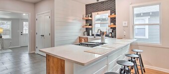 Charming Downtown Home w/ Updated Interior!