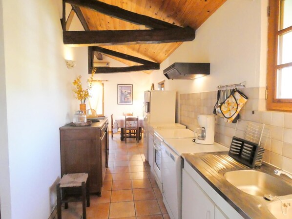 Microwave, dishwasher - Apiculteur - Herm - Gîte (HERM)