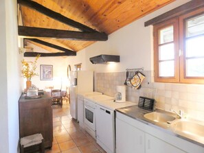 Microwave, dishwasher - Apiculteur - Herm - Gîte (HERM)