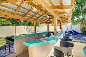 Terrace/patio - Colorful Vero Beach Vacation Rental With Pool! (Vero Beach)