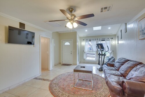 Cozy Oklahoma City Home w/ Deck & Gas Grill!