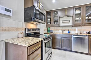 Nhà (2 Bedrooms) | Nội thất
