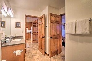 Apartment (2 Bedrooms) | Interior - Ski, Hike & Explore: All-season Frisco Condo (Frisco)