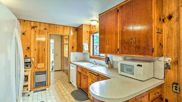 House (3 Bedrooms) | Bahagian dalam