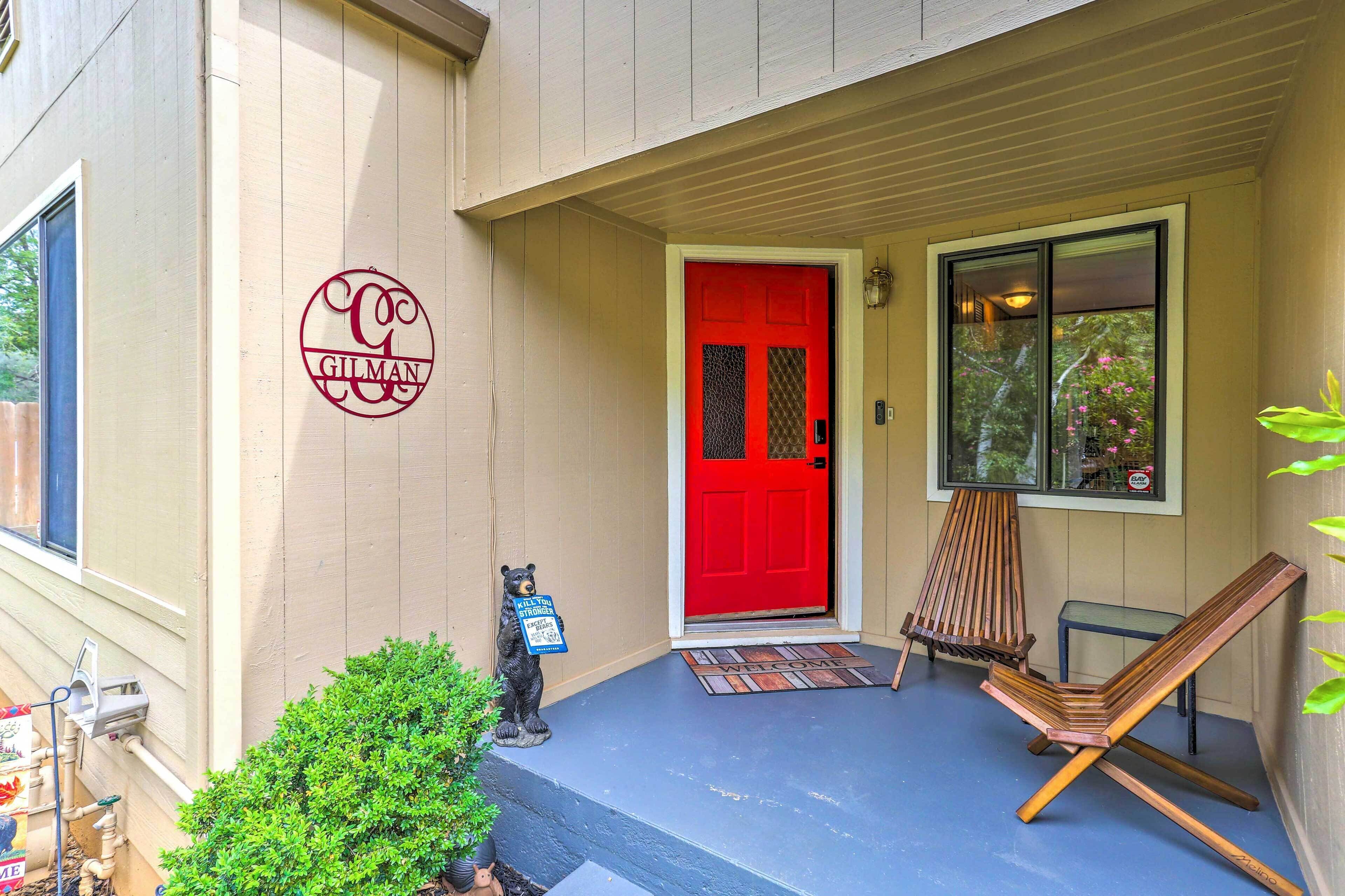 House (3 Bedrooms) | Interior