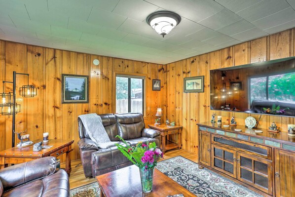House (3 Bedrooms) | Interior - Quiet Location! Shasta Lake Home Near Redding (Shasta Lake)