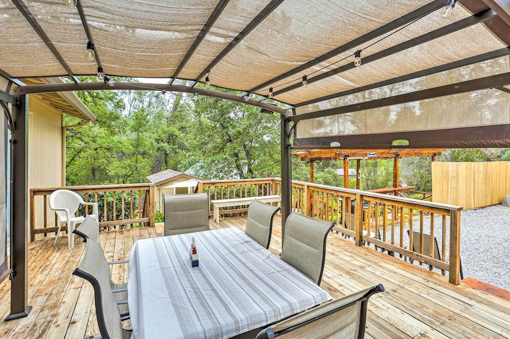 Quiet Location! Shasta Lake Home Near Redding - Mountain Gate, CA