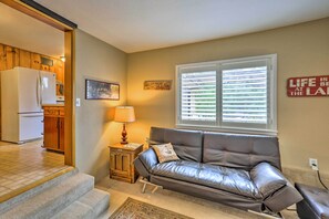 House (3 Bedrooms) | Interior - Quiet Location! Shasta Lake Home Near Redding (Shasta Lake)