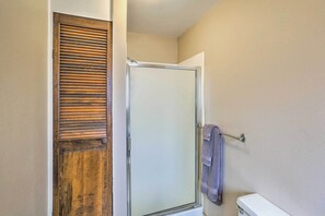 House (3 Bedrooms) | Interior - Quiet Location! Shasta Lake Home Near Redding (Shasta Lake)