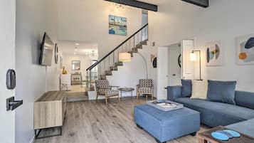 Apartemen (3 Bedrooms) | Bagian depan properti