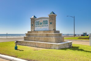 Interior - Balcony + Gulf Views: Beachfront Galveston Retreat (Galveston)