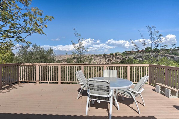 Apartment (1 Bedroom) | Interior - Hilltop Hideaway in Temecula Wine Country (Temecula)