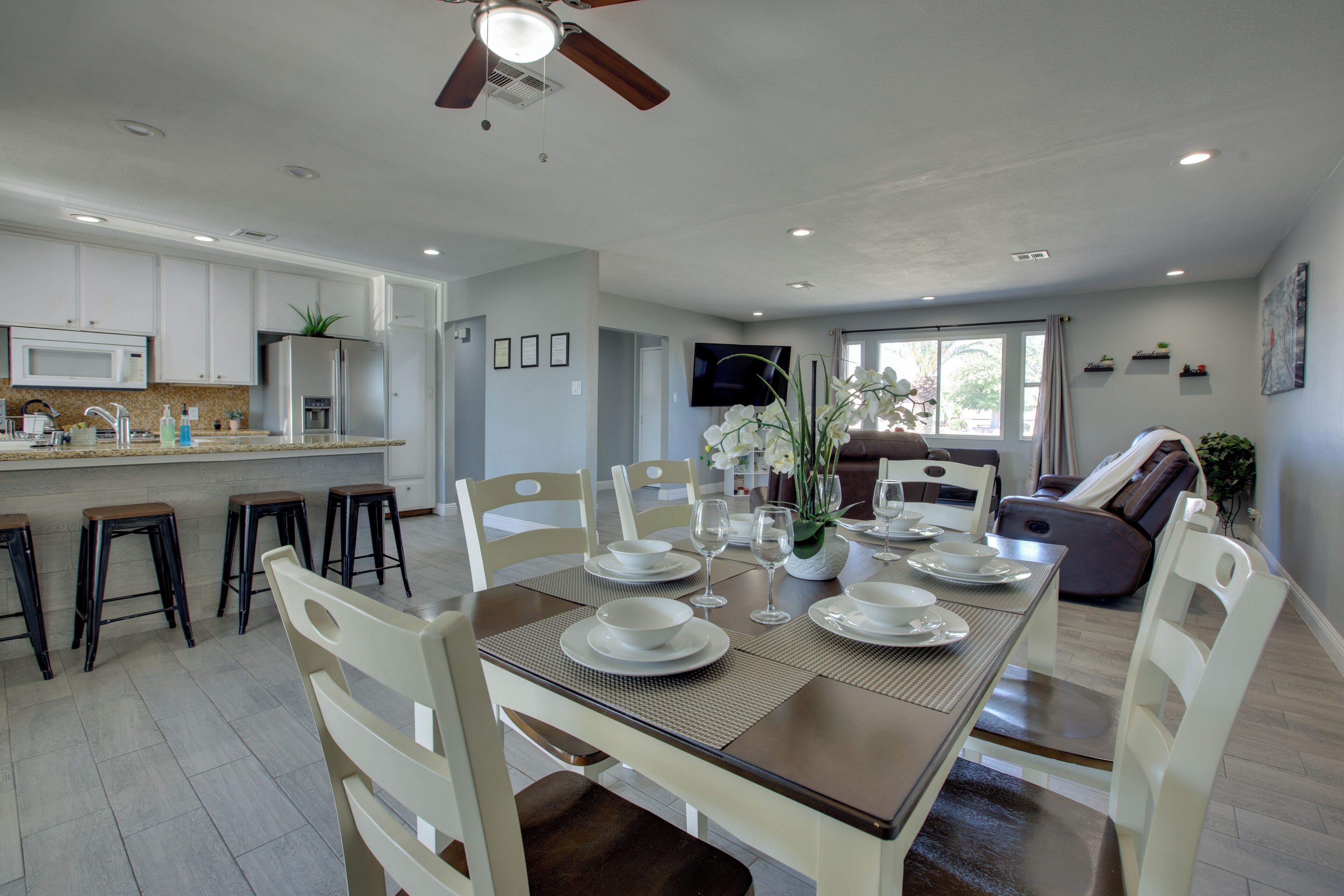 Rumah (2 Bedrooms) | Tempat makan