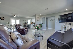 Casa (2 Bedrooms) | Interior