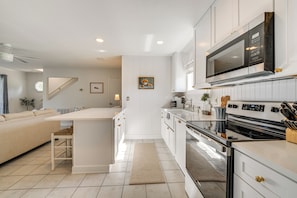 House (1 Bedroom) | Interior