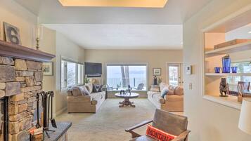 ุงูู
ูุดุฃุฉ ู
ู ุงูุฏุงุฎู