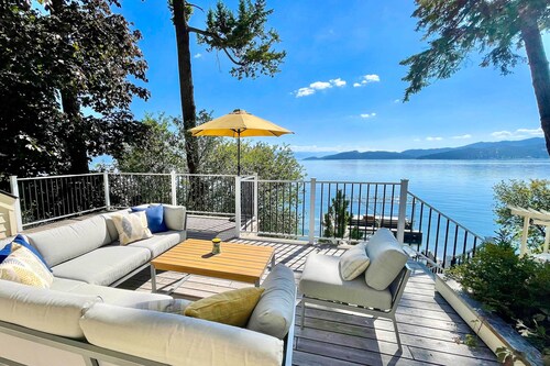Peaceful Lakeside Retreat w/ Deck & Amazing Views!
