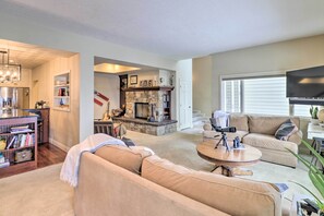 House (4 Bedrooms) | Interior