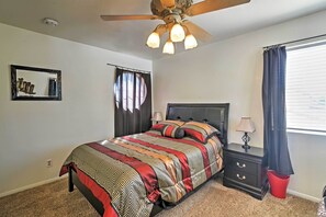 House (4 Bedrooms) | Interior - Spacious Las Vegas Home - Near Golfing & Hiking! (Las Vegas)