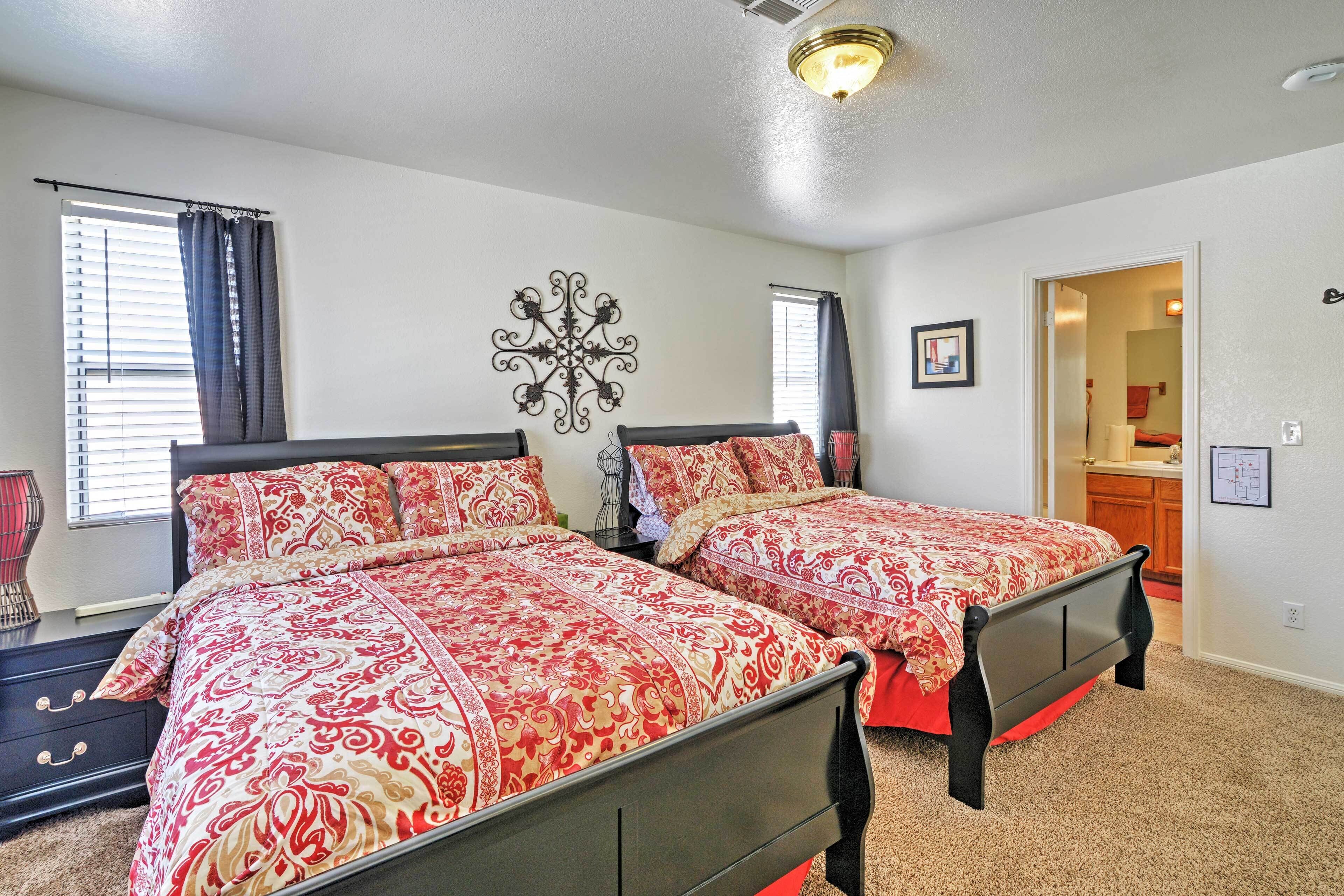 House (4 Bedrooms) | Interior