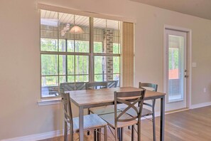 House (4 Bedrooms) | Interior - Sunny Coastal Getaway 5 Mi to Navarre Beach! (Navarre)